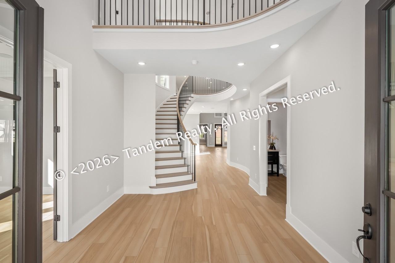 4007 Poplar Farms Dr - Photo 4 of 49