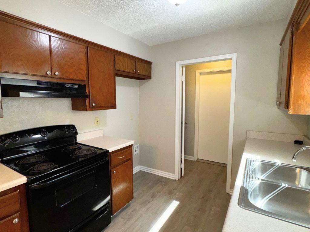 5904 Se 8th St - Photo 6 of 23