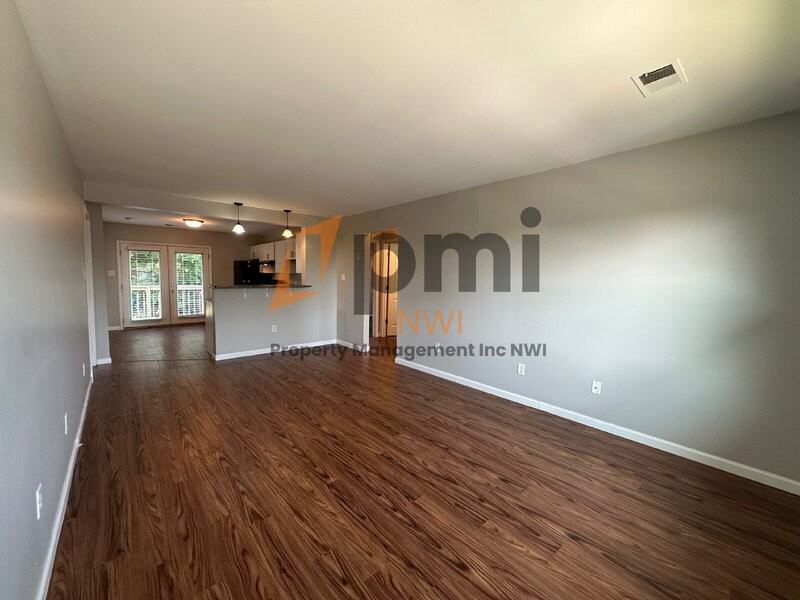 5831 Creekview Ct W #4 - Photo 3 of 15