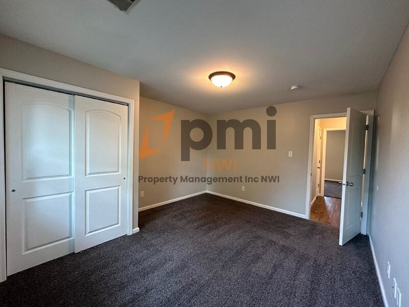5831 Creekview Ct W #4 - Photo 7 of 15