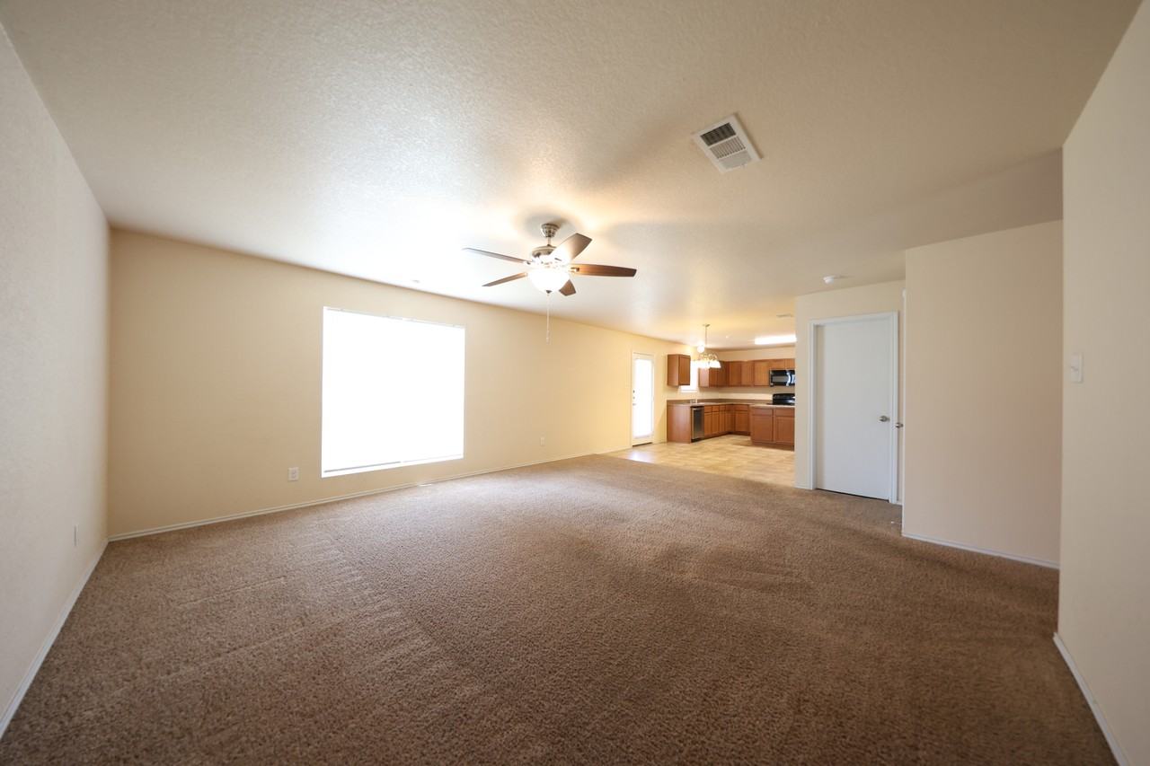 3706 Jack Barnes Ave - Photo 7 of 28