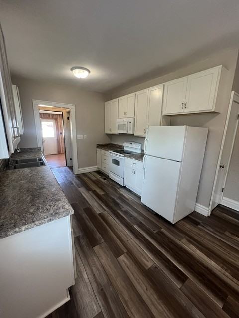 840 S Silver Lake St - Photo 2 of 7