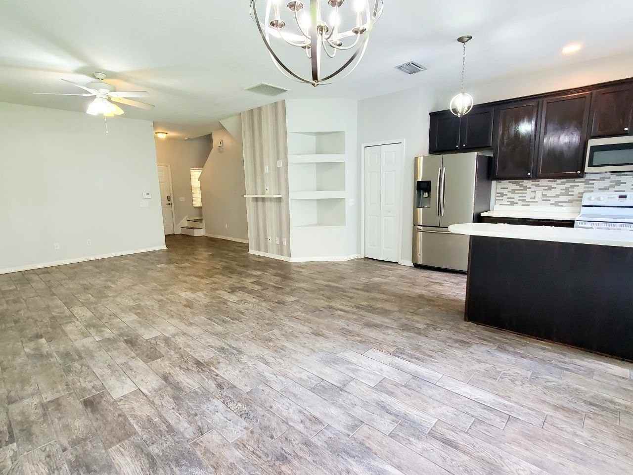 17532 Hugh Ln - Photo 5 of 20