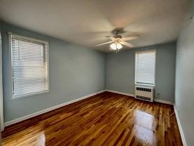 2220 Burnett St - Photo 1 of 1