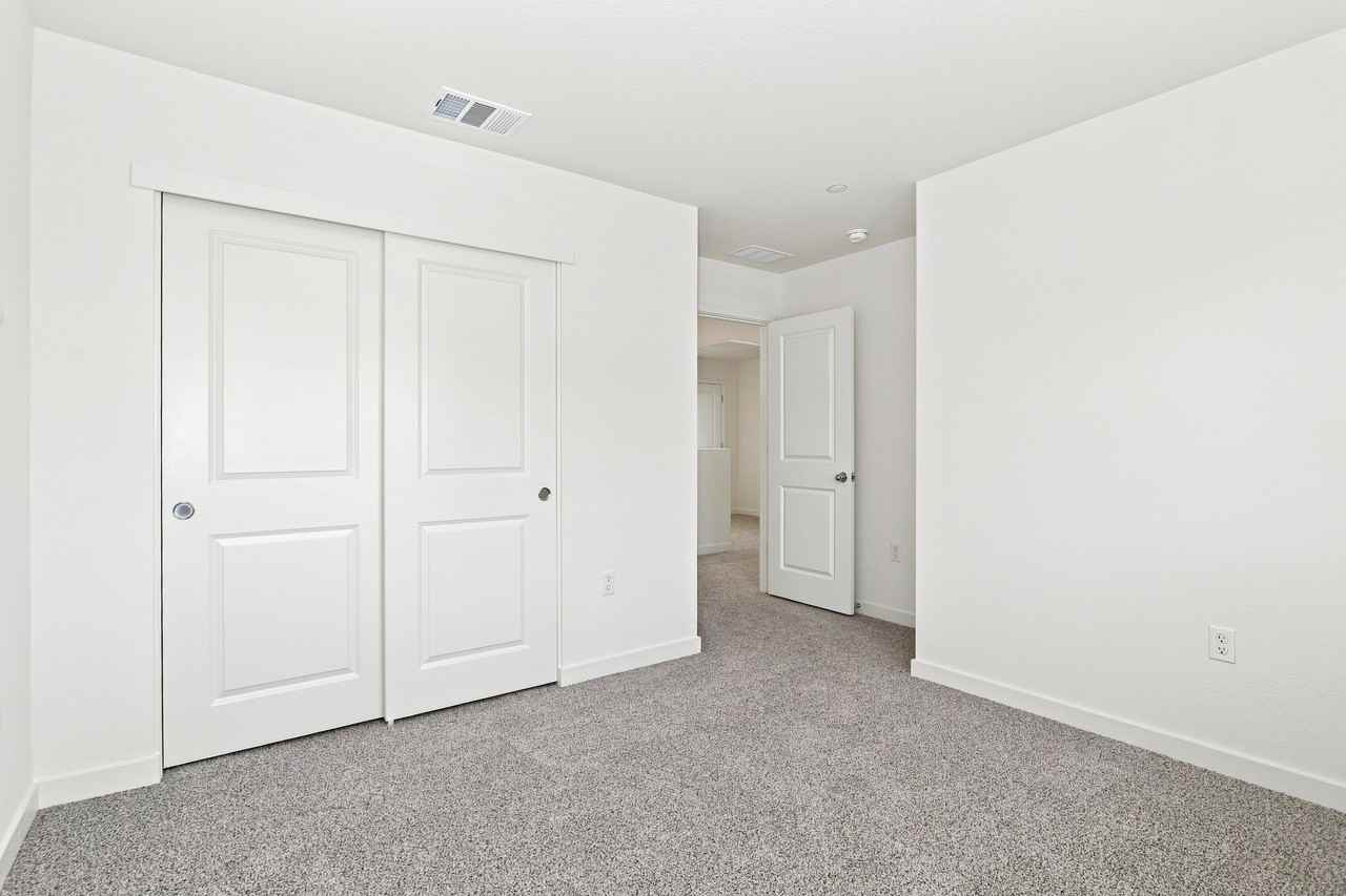 2009 Shady Tree Cir - Photo 2 of 20