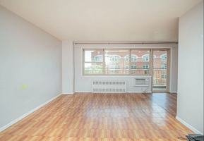 featured image of 2925 W 5th St
