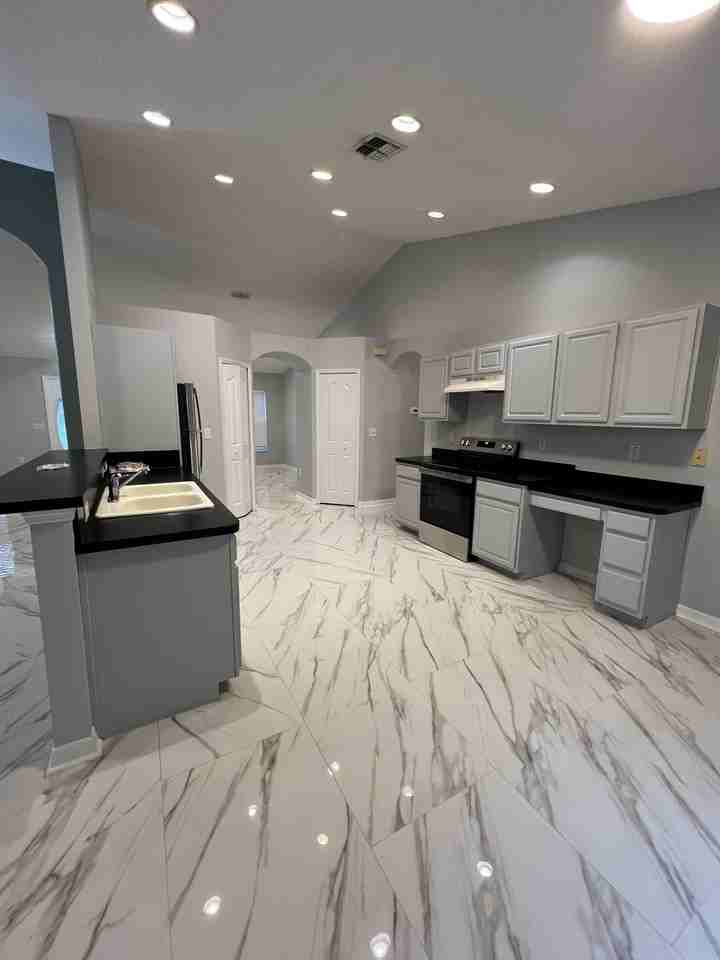 12474 Robin Ave - Photo 6 of 20