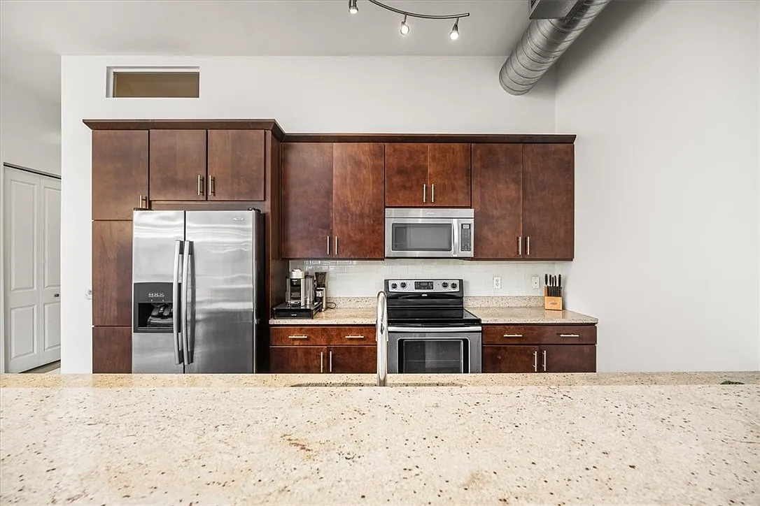 2434 Smallman St #414 - Photo 5 of 20