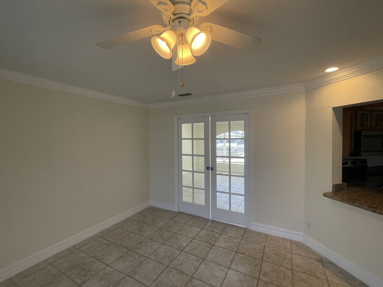 5346 Colony Ct - Photo 7 of 37