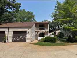 featured image of 17460 Dunewood Ct #B