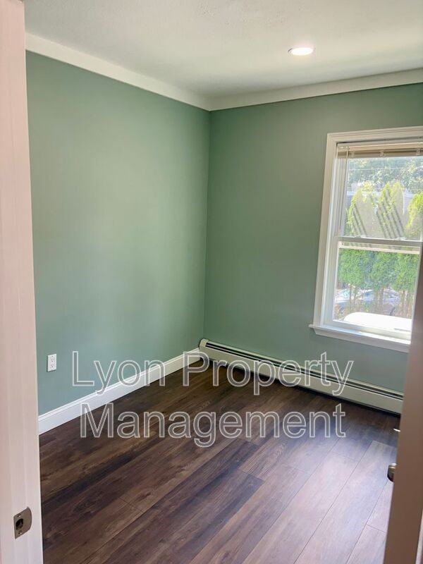 1 Grant Ave #2R - Photo 4 of 25
