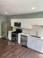 featured image of 1 Grant Ave #2R