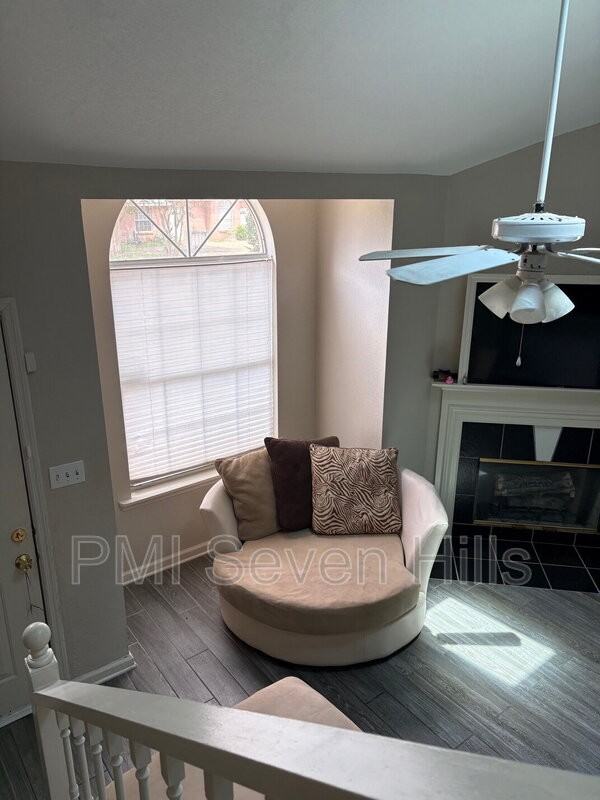 2475 Nugget Ln - Photo 3 of 12