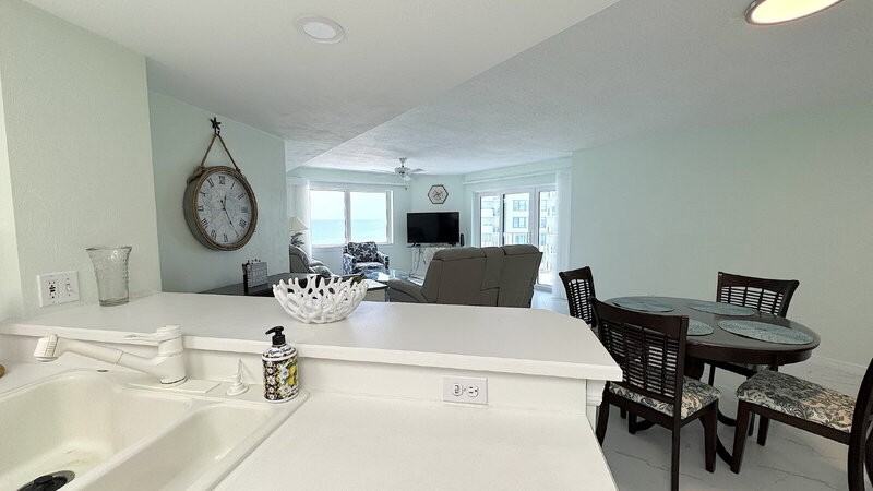 2937 S Atlantic Ave #1108 - Photo 4 of 25
