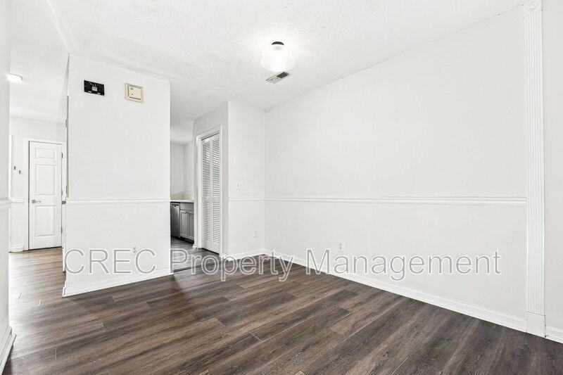 2757 Jobee Dr - Photo 6 of 29