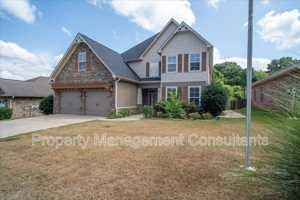 featured image of 2903 Magnolia Park Dr Se
