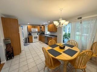 8 Healey Brook Dr - Photo 6 of 16