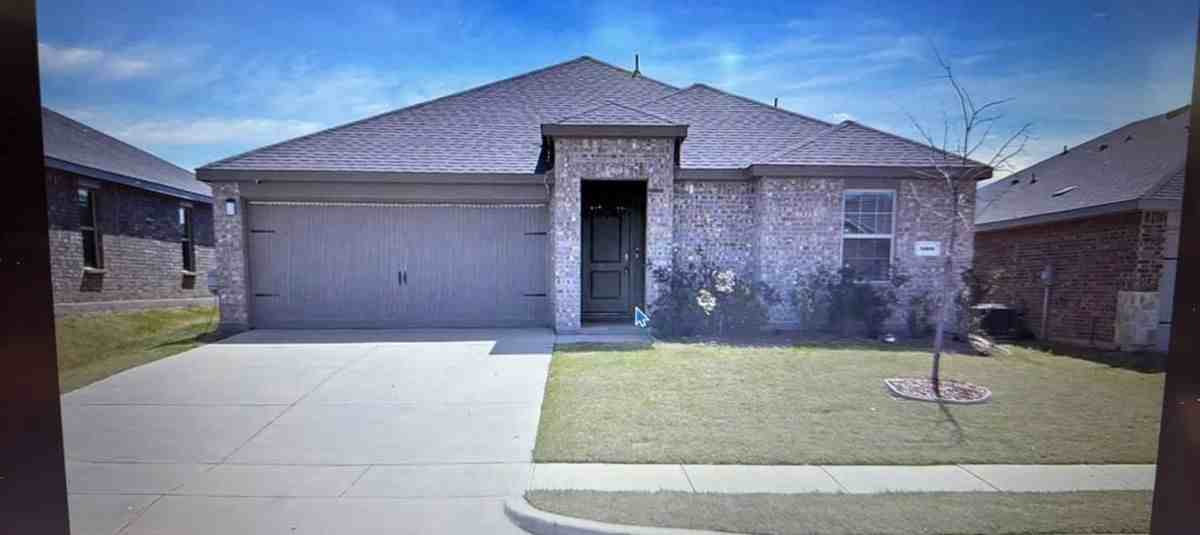 808 Glover Dr
