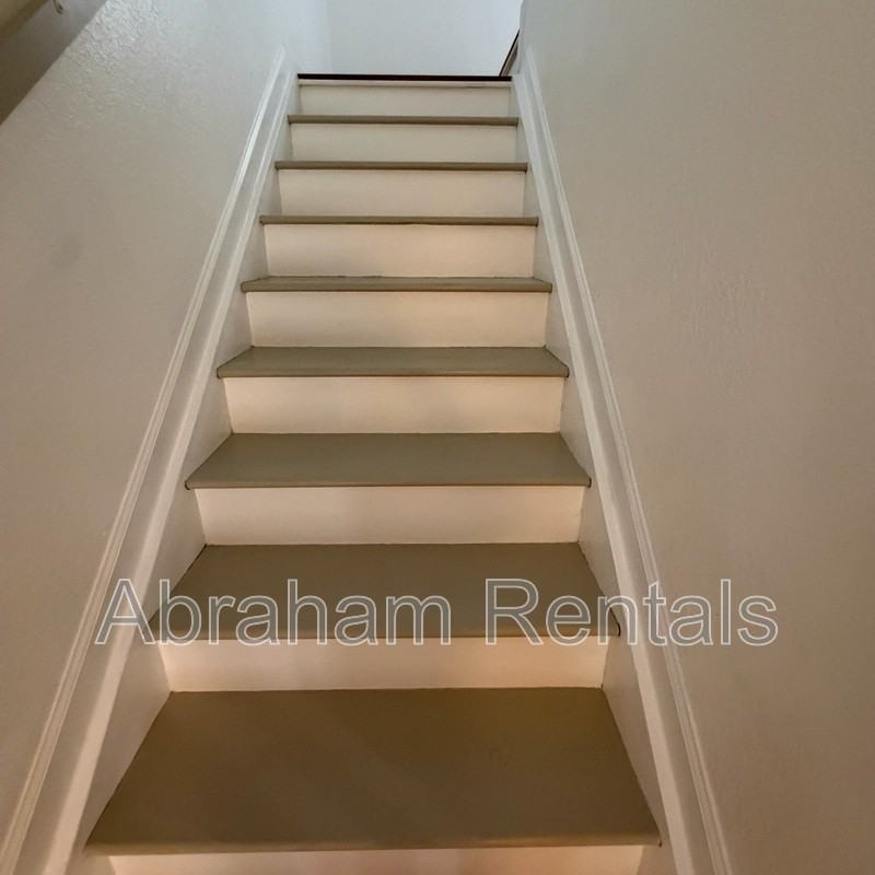 5004 Hawkstone Dr - Photo 4 of 15