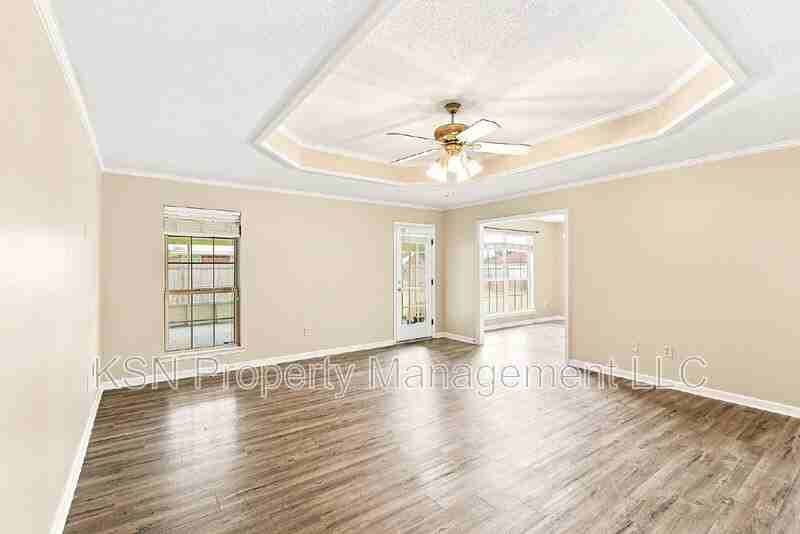 17 Arbor Ridge Way - Photo 3 of 25