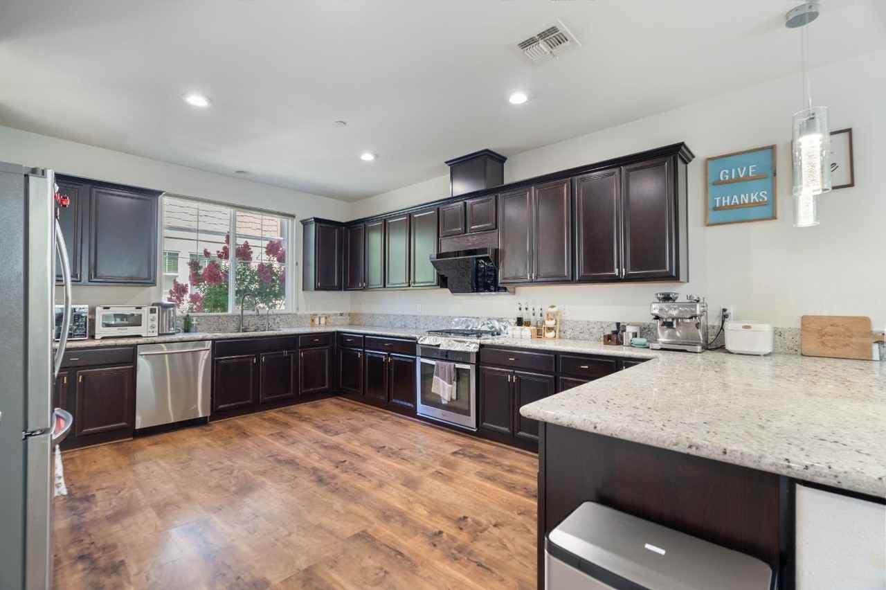 7071 N Mariposa Ct #NA - Photo 4 of 11