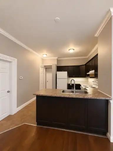174 Mcdonnel St #1MAIN - Photo 3 of 20