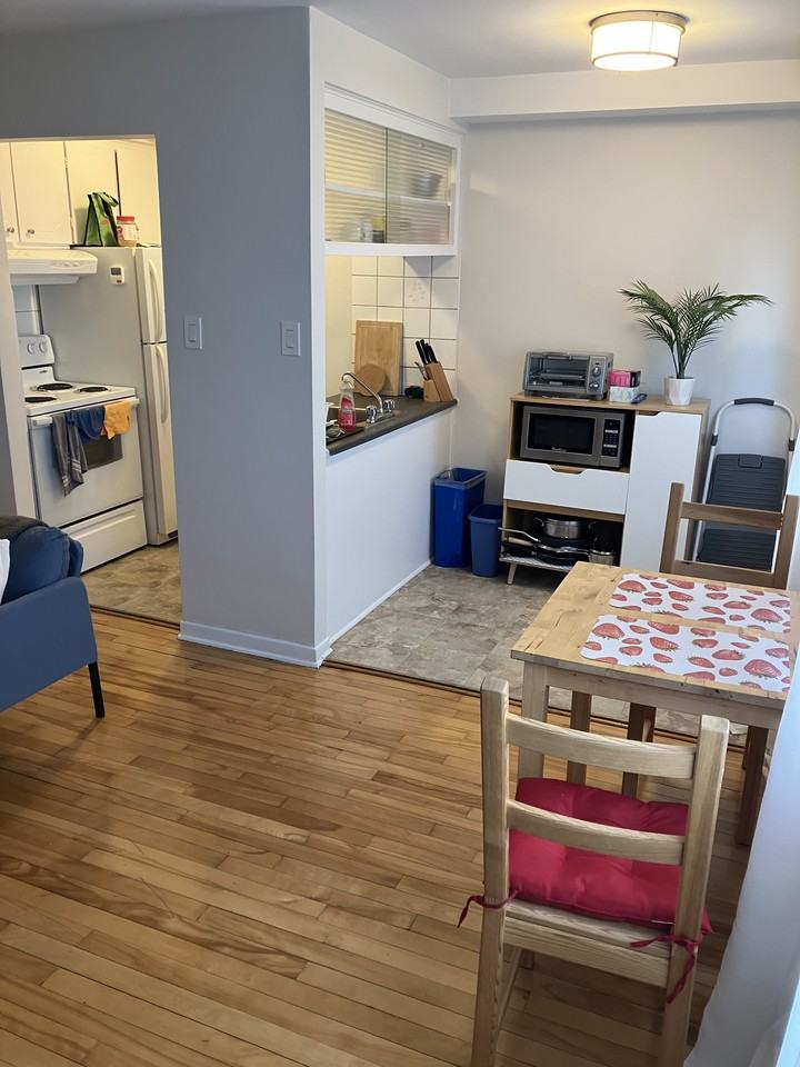 5015 18E Avenue #2 - Photo 3 of 15