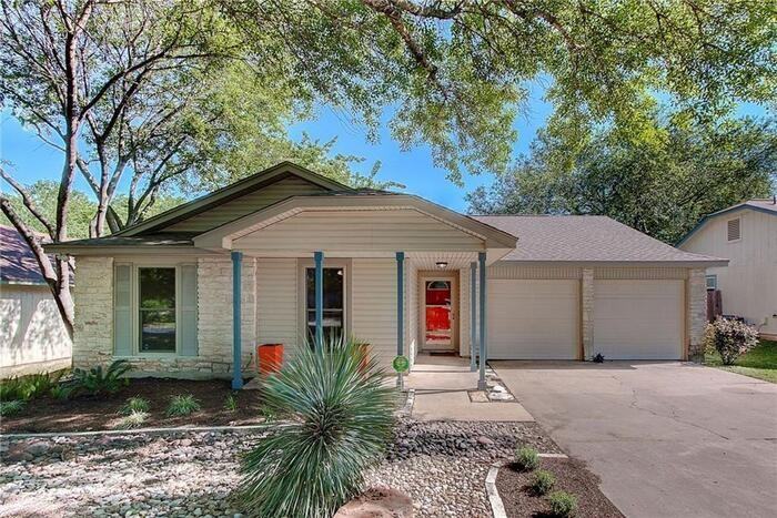 1705 Krizan Ave - Photo 2 of 32