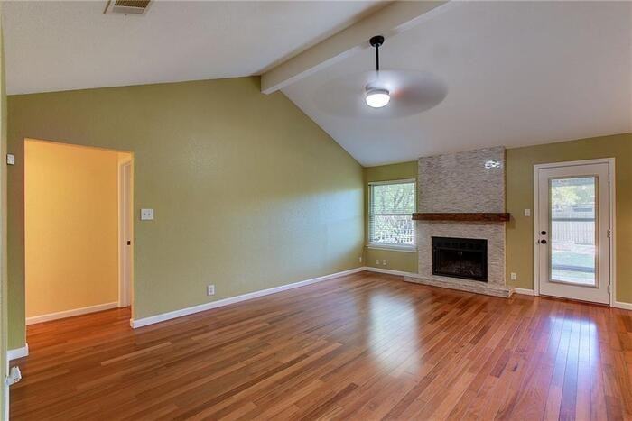 1705 Krizan Ave - Photo 4 of 32