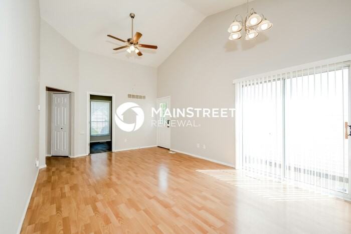2643 Liberty Gardens Dr - Photo 4 of 16