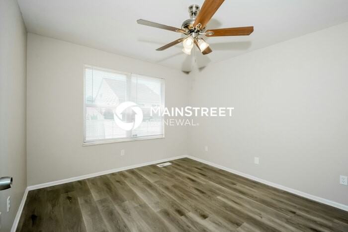 2643 Liberty Gardens Dr - Photo 7 of 16