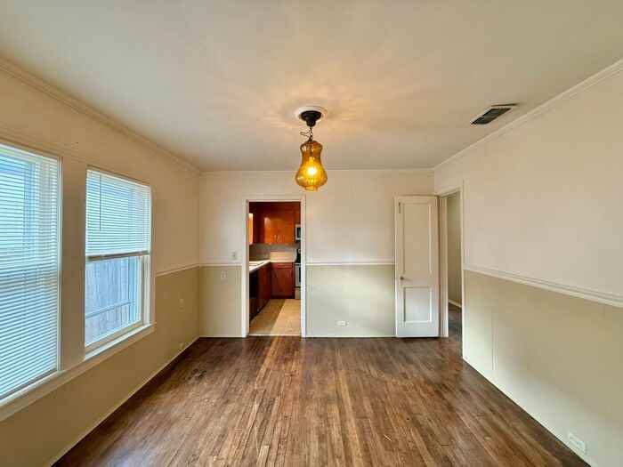 809 Jefferson St - Photo 6 of 19