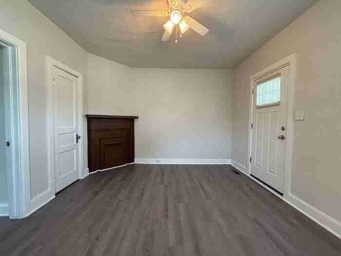 203 Morrison St #B - Photo 5 of 20