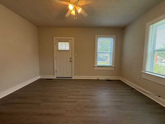 203 Morrison St #B - Photo 6 of 20