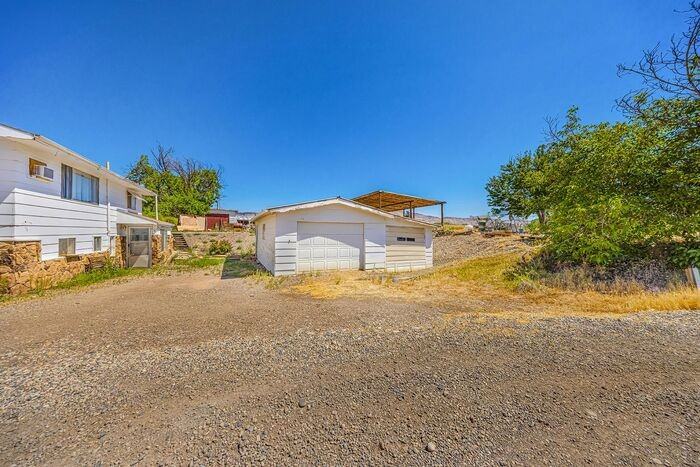 3312 E 3/4 Rd - Photo 6 of 9