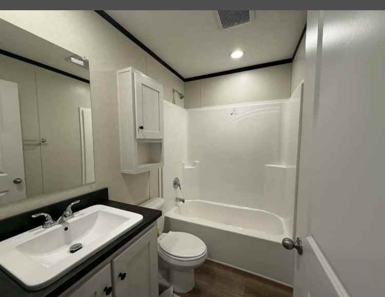 3205 Douglas Avenue - Photo 3 of 6