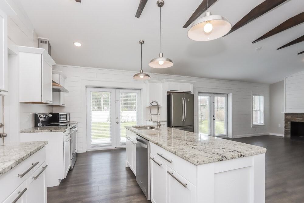 7035 62nd Way N - Photo 5 of 16