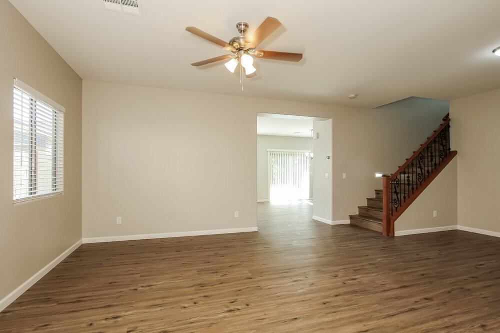 12121 W Avenida Del Rey - Photo 5 of 17