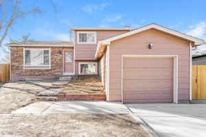 featured image of 1038 Nolte Dr W