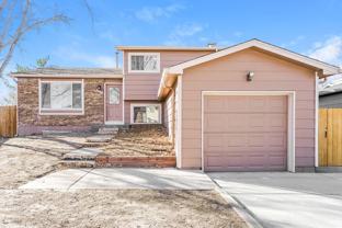 1038 Nolte Dr W - Photo 1 of 1