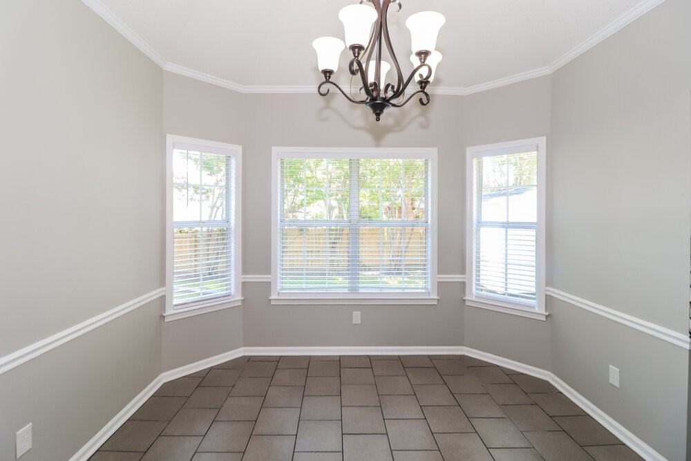 1915 Pecan Grove Dr - Photo 7 of 17