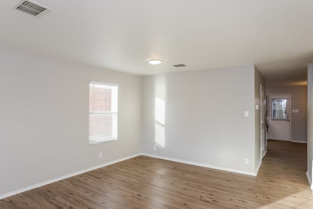 10923 Rindle Rnch - Photo 4 of 17