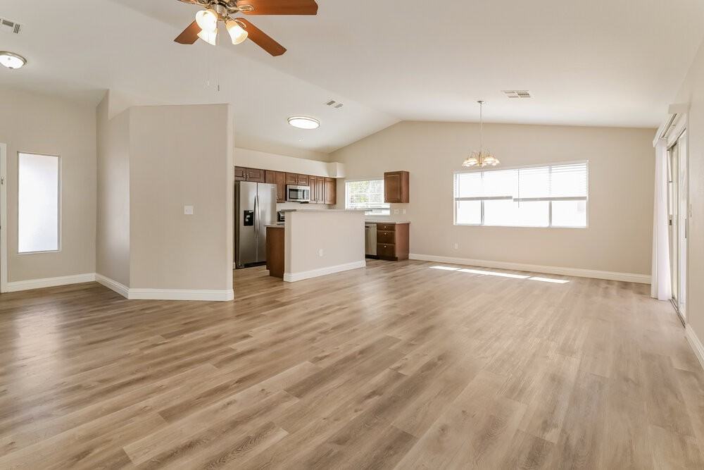 655 Camp Hill Rd - Photo 5 of 16