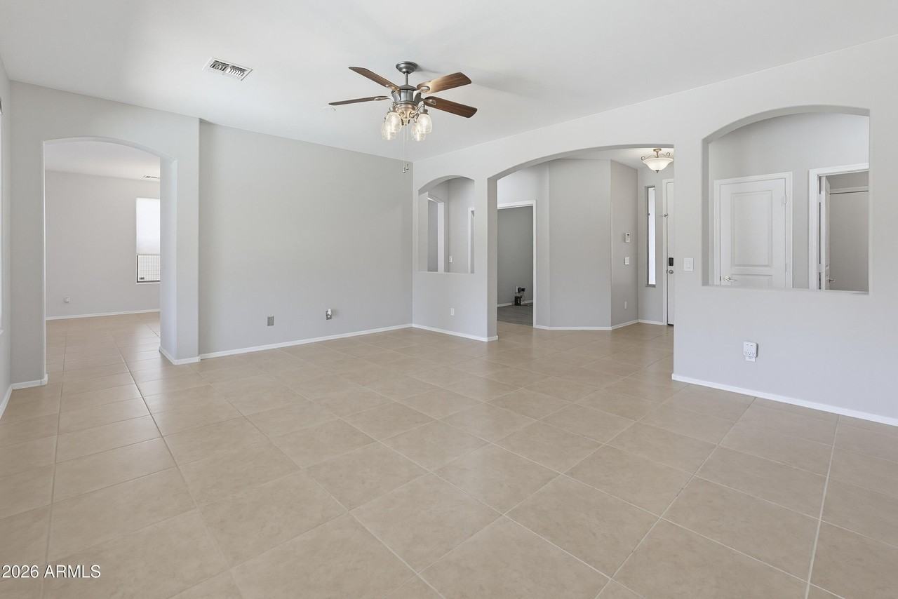 12970 N 150th Ln - Photo 4 of 40
