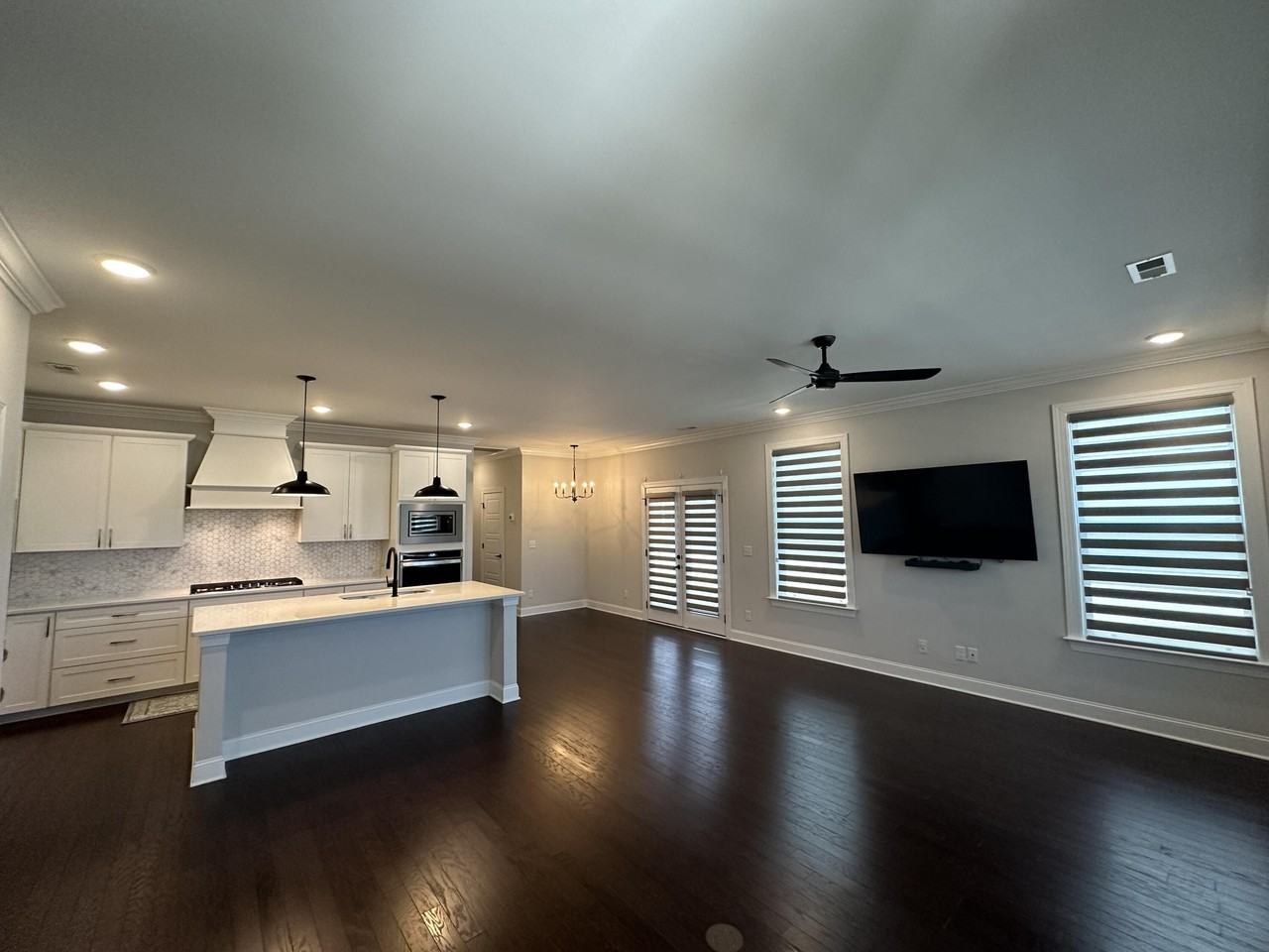 1526 Bowtie Rd - Photo 2 of 20