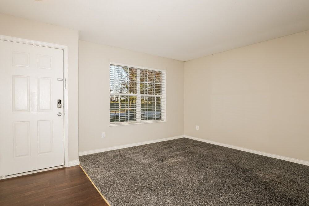 6379 Mckee Dr - Photo 4 of 17