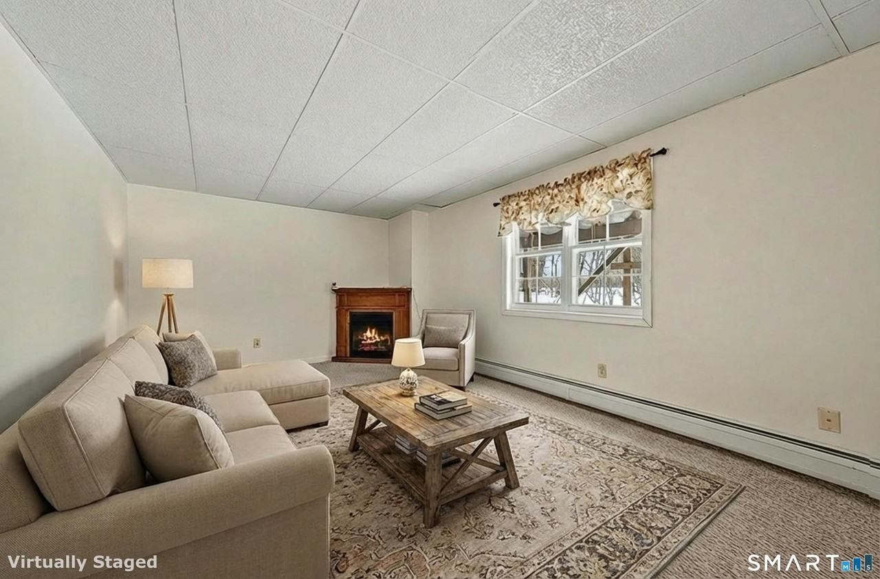 15 Indian Hill Ln #B - Photo 6 of 13