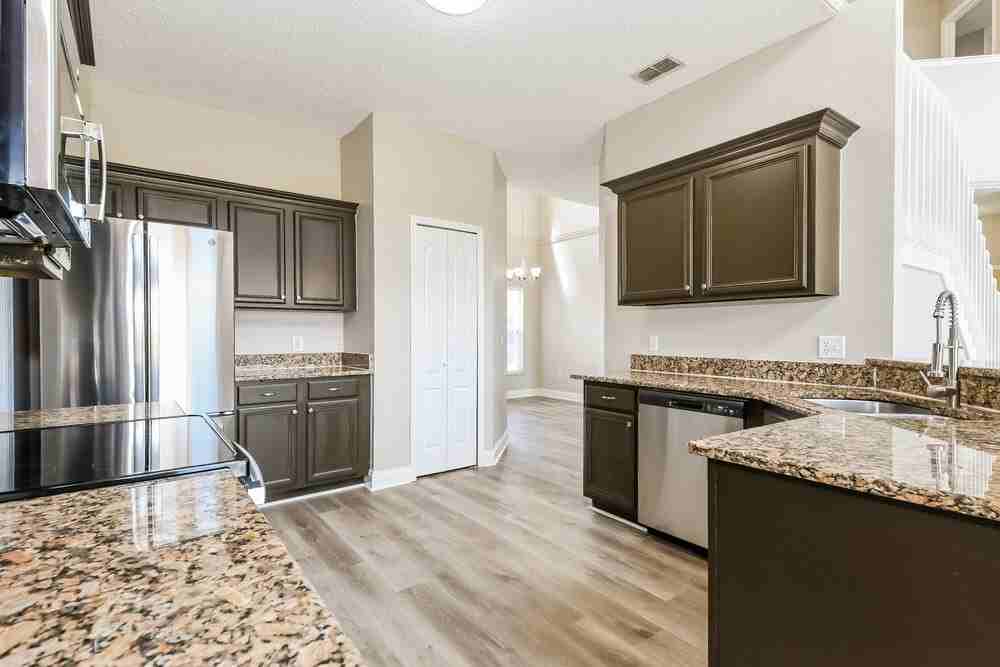 225 Beckenham Dr - Photo 7 of 17