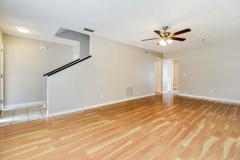 2825 Cedaridge Dr - Photo 4 of 17