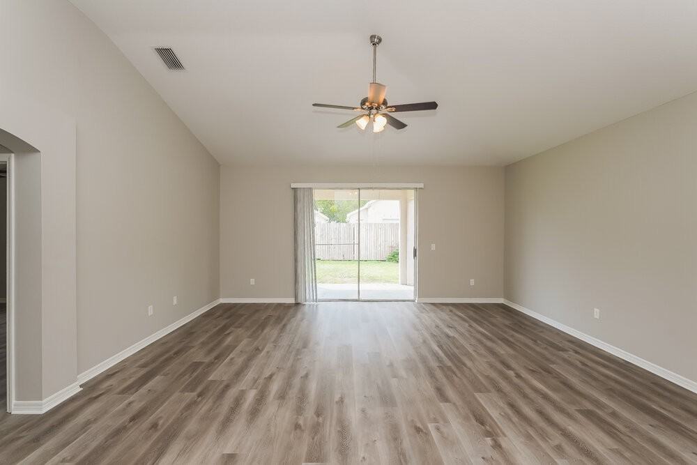 6814 Monarch Park Dr - Photo 3 of 16